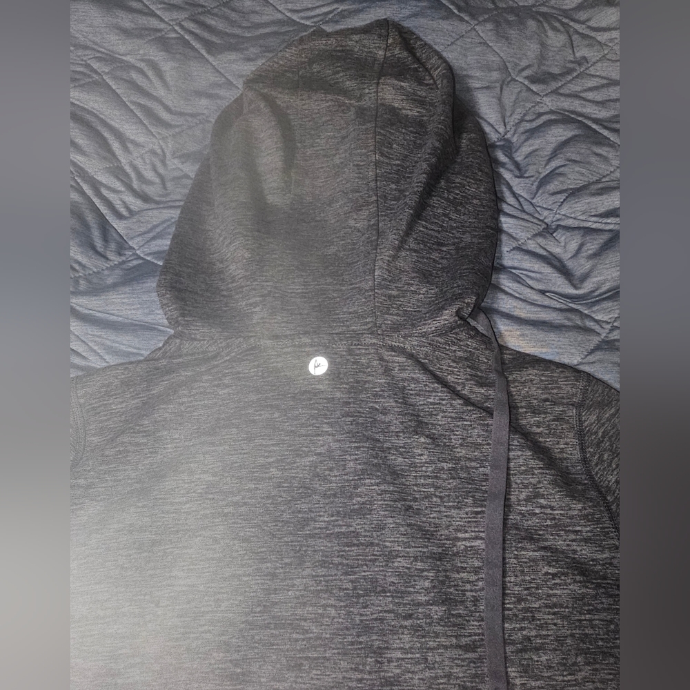 Lightweight Pullover - Picture 6 of 8